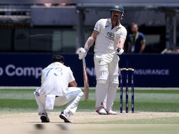 IND vs AUS: मैदान में ऐसा क्या हुआ? जिसे देखकर एक साथ मोहम्मद सिराज और विराट कोहली जमीन पर गिरे IND vs AUS: मैदान में ऐसा क्या हुआ? जिसे देखकर एक साथ मोहम्मद सिराज और विराट कोहली जमीन पर गिरे