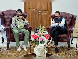 महाराष्ट्र में CM पोस्ट पर घमासान, रामदास आठवले ने फडणवीस का किया समर्थन महाराष्ट्र में CM पोस्ट पर घमासान, रामदास आठवले ने फडणवीस का किया समर्थन