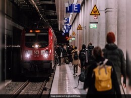 Axe Attack On Paris Train Leaves 4 Teens Injured Axe Attack On Paris Train Leaves 4 Teens Injured