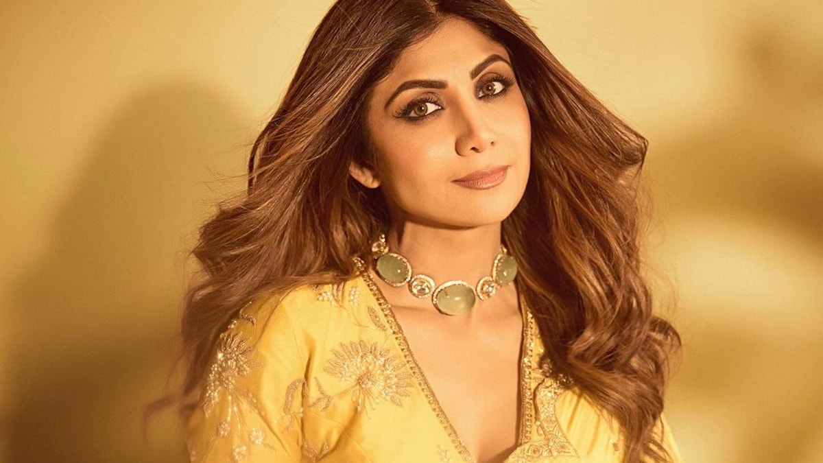 Shilpa Shetty's Reaction To Someone Asking For A Bite Of Food Is Too Funny To Miss