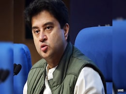 Jyotiraditya Scindia Safely Evacuated After Bee Attack During Function In Madhya Pradesh Jyotiraditya Scindia Safely Evacuated After Bee Attack During Function In Madhya Pradesh