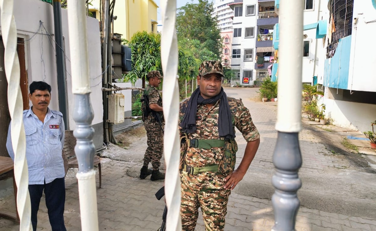 Tax Raids At Hemant Soren's Aide In Jharkhand