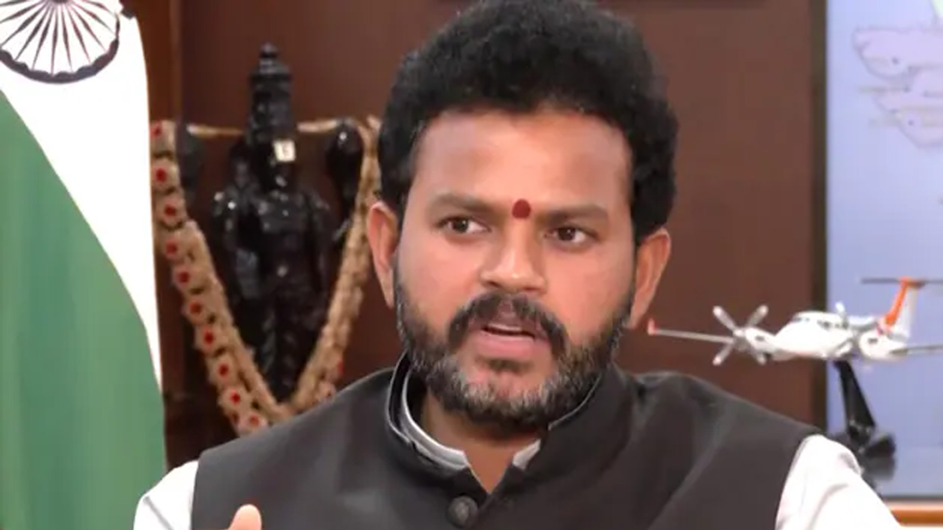 Cancel Flights Late By Over 3 Hours: Aviation Minister