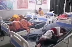 5 Dead In Bus Accident On Agra-Lucknow Expressway 5 Dead In Bus Accident On Agra-Lucknow Expressway