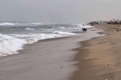 Chennai Braces For Deep Depression Chennai Braces For Deep Depression