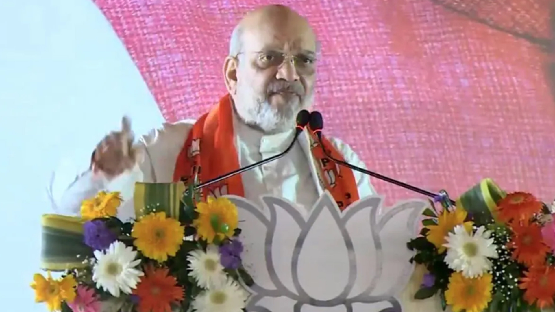 Amit Shah Warns Rahul Gandhi: "Even Your 4th-Generation Can't..."