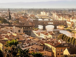 Florence Bans, Tightens Rules On Outdoor Dining To Protect UNESCO Heritage Streets