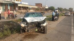 जयपुर फोरलेन रोड पर भीषण सड़क हादसा, कार और बाइक की भिड़ंत में परिवार के तीन लोगों की मौत
