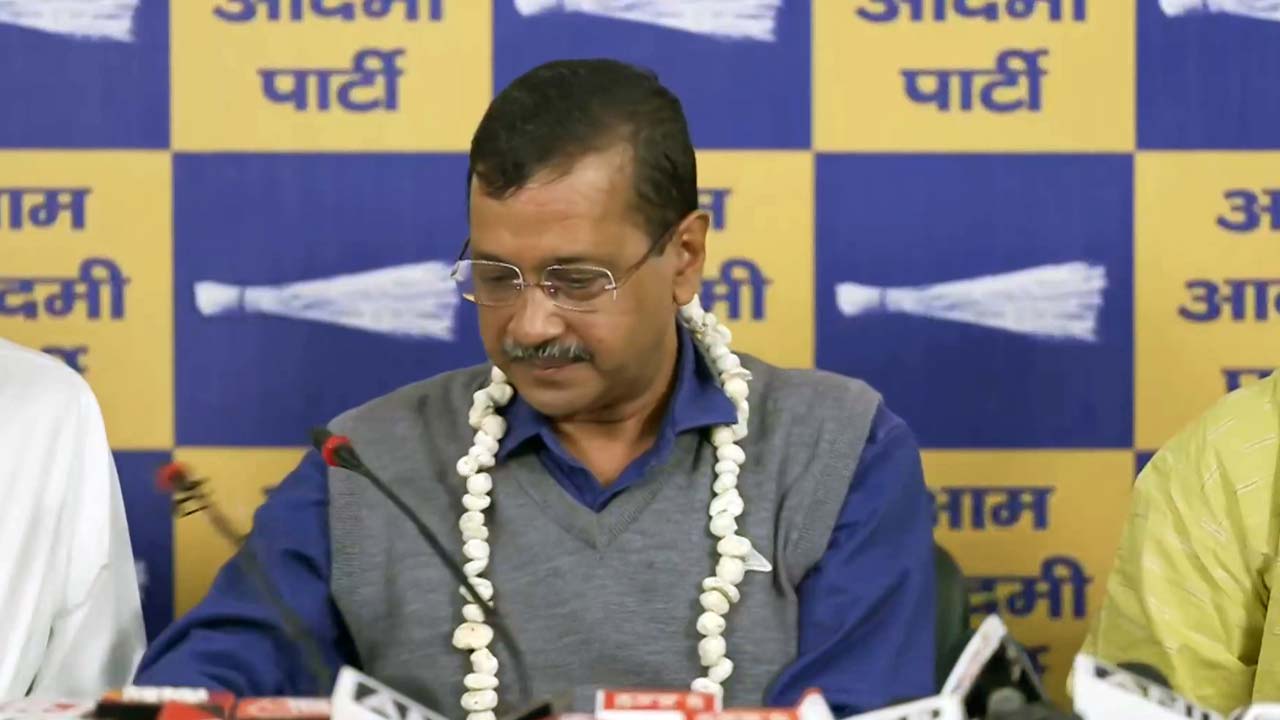 Arvind Kejriwal Asked About Kailash Gahlot's Shock Exit. He Turns Mic Away