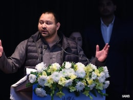 इंडिया गठबंधन में अपनी ही सहयोगियों के निशाने पर कांग्रेस! तेजस्वी बोले - सर्वसम्मति से चुना जाएगा नेता इंडिया गठबंधन में अपनी ही सहयोगियों के निशाने पर कांग्रेस! तेजस्वी बोले - सर्वसम्मति से चुना जाएगा नेता
