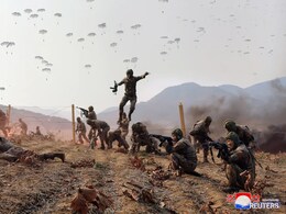 रूस में और सैनिक, आत्मघाती ड्रोन भेजने की तैयारी में उत्तर कोरिया : दक्षिण कोरिया रूस में और सैनिक, आत्मघाती ड्रोन भेजने की तैयारी में उत्तर कोरिया : दक्षिण कोरिया