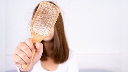 Hair Care Tips : या 5 गोष्टींचे करा सेवन, गळणार नाही तुमचा एकही केस