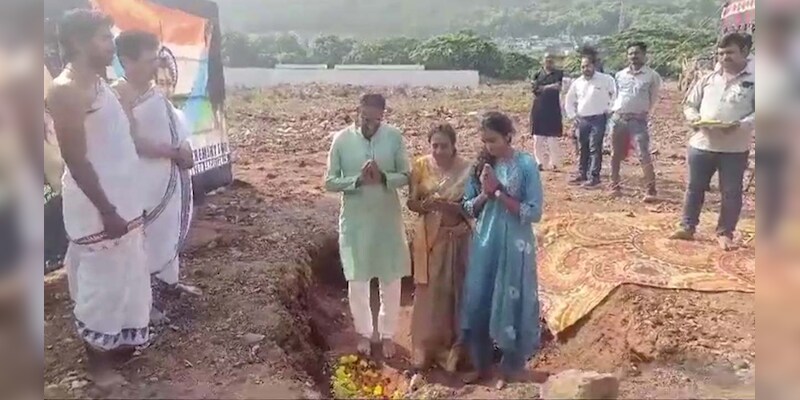 PV Sindhu Performs Bhumi Puja, Opens Center For Badminton And Sports Excellence | Sports Video / Photo Gallery