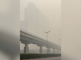 दिल्ली-NCR में दम घोंटू धुंध का कहर, गायब हुए झुग्गी-झोपड़ी से लेकर करोड़ों के फ्लैट, लोग बोले- प्रदूषण ने मिटा दी अमीर-गरीब की दूरी दिल्ली-NCR में दम घोंटू धुंध का कहर, गायब हुए झुग्गी-झोपड़ी से लेकर करोड़ों के फ्लैट, लोग बोले- प्रदूषण ने मिटा दी अमीर-गरीब की दूरी