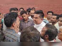 CG: भाजपा विधायक ने युवक की गर्दन पकड़कर दी धमकी! Video Viral होते ही मचा हड़कंप, पूर्व CM ने ये कहा  CG: भाजपा विधायक ने युवक की गर्दन पकड़कर दी धमकी! Video Viral होते ही मचा हड़कंप, पूर्व CM ने ये कहा