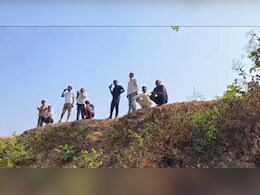 In These Rajasthan Villages With No Network, Making A Call Is An Uphill Climb