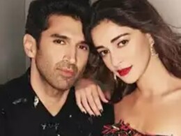 इस वजह से टूटा अनन्या पांडे का रिश्ता! ब्रेकअप के 8 महीने बाद एक्ट्रेस ने खुद दी हिंट इस वजह से टूटा अनन्या पांडे का रिश्ता! ब्रेकअप के 8 महीने बाद एक्ट्रेस ने खुद दी हिंट