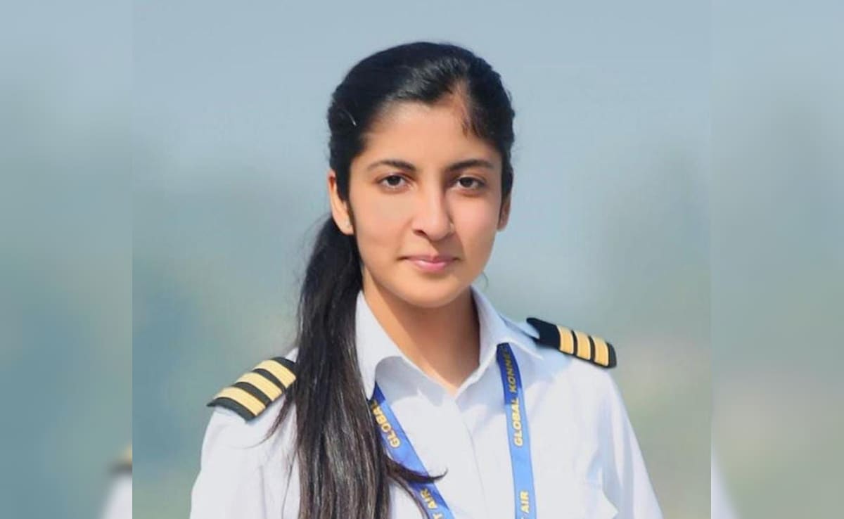 Pilot Dies By Suicide, Family Alleges Boyfriend “Forced Her To Quit Non-Veg”