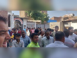 जालौर में बड़ा हादसा: घर में आग लगने से 2 बच्चों के साथ जिंदा जली मां, शॉर्ट सर्किट से हुई घटना जालौर में बड़ा हादसा: घर में आग लगने से 2 बच्चों के साथ जिंदा जली मां, शॉर्ट सर्किट से हुई घटना