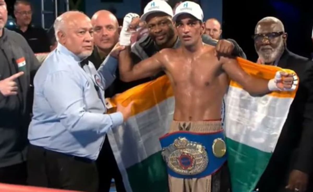 Indian Boxer Mandeep Jangra Wins WBF's World Title
