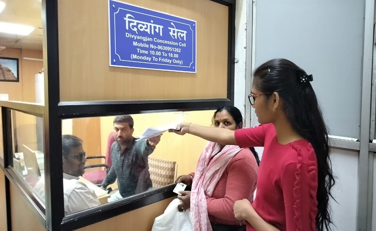 Indian Railways: दिव्यांगों के लिए जारी हुए इतने रियायती कार्ड, जानिए कैसे ले सकते हैं इसका लाभ