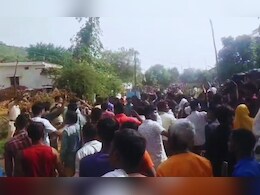 जबलपुर के कोनी गांव में मामूली विवाद ने लिया हिंसक रूप, दो गुटों में जमकर पत्थरबाजी, 10 घायल जबलपुर के कोनी गांव में मामूली विवाद ने लिया हिंसक रूप, दो गुटों में जमकर पत्थरबाजी, 10 घायल