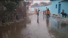 Chatarpur Water Logging: अचानक जलमग्न हो गया छतरपुर का रामटौरिया, लोगों में मच गई अफरातफरी