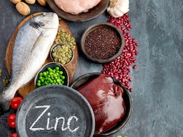 किस मिनरल की कमी से बाल झड़ते हैं? यहां जानिए!