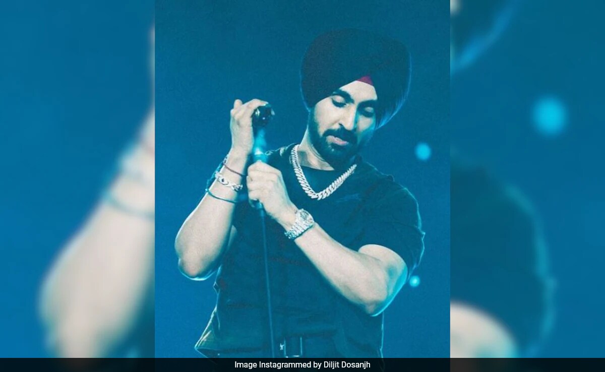 Diljit Dosanjh Tweaks Lyrics From "5 <i>Tara Theke</i>" To "5 <i>Tara</i> Hotel" After Telangana Government's Legal Notice