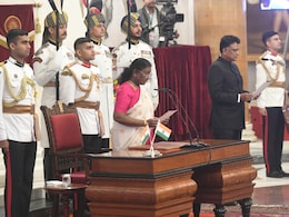 के. संजय मूर्ति बने नए CAG, राष्ट्रपति द्रौपदी मुर्मू ने दिलाई शपथ के. संजय मूर्ति बने नए CAG, राष्ट्रपति द्रौपदी मुर्मू ने दिलाई शपथ