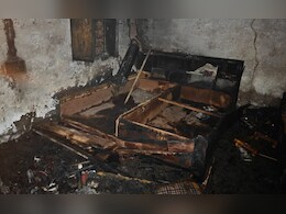 MP: मंत्री के सरकारी बंगले में लगी आग, पूरा सामान जलकर हो गया ख़ाक, पुलिस जांच में जुटी MP: मंत्री के सरकारी बंगले में लगी आग, पूरा सामान जलकर हो गया ख़ाक, पुलिस जांच में जुटी