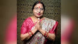 <i>Maine Pyar Kiya</i> Fame Singer Sharda Sinha Dies At 72 From Cancer, Here Is All We Know About "The Kokila Of Bihar"