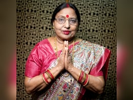 <i>Maine Pyar Kiya</i> Fame Singer Sharda Sinha Dies At 72 From Cancer, Here Is All We Know About "The Kokila Of Bihar" <i>Maine Pyar Kiya</i> Fame Singer Sharda Sinha Dies At 72 From Cancer, Here Is All We Know About "The Kokila Of Bihar"