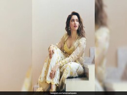 Tamannaah Bhatia Glistens So Bright In An Ivory And Gold <i>Anarkali</i>, You'd Think She's A "Golden Girl" Too Tamannaah Bhatia Glistens So Bright In An Ivory And Gold <i>Anarkali</i>, You'd Think She's A "Golden Girl" Too