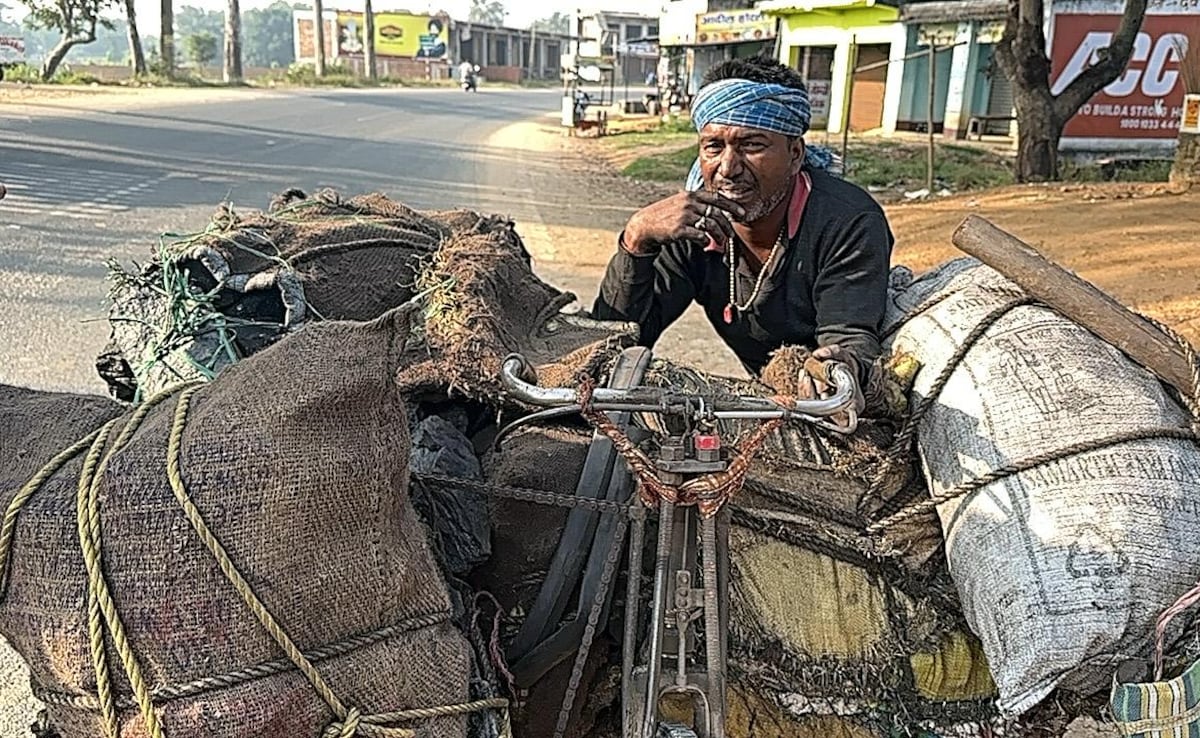 Invisible Burden: Jharkhand’s Cycle Coal Workers And Weight of Survival