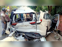 देश में पिछले 10 सालों में सड़क हादसों में गईं 15 लाख से ज्यादा जानें, जानिए कौन सा राज्य अव्वल देश में पिछले 10 सालों में सड़क हादसों में गईं 15 लाख से ज्यादा जानें, जानिए कौन सा राज्य अव्वल