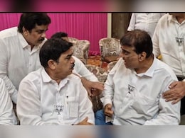 भाजपाच्या 'त्या' जिल्हाध्यक्षाची आता खुर्चीवरून हमरीतुमरी भाजपाच्या 'त्या' जिल्हाध्यक्षाची आता खुर्चीवरून हमरीतुमरी
