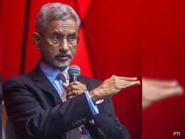 S Jaishankar Explains India's Foreign Policy, With A Clive Lloyd Analogy