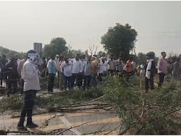 Rajasthan Politics: नरेश मीणा के समर्थकों ने जाम किए राजस्थान के 3 हाईवे, कंटीली झाड़ियां बिछाकर कर रहे हंगामा Rajasthan Politics: नरेश मीणा के समर्थकों ने जाम किए राजस्थान के 3 हाईवे, कंटीली झाड़ियां बिछाकर कर रहे हंगामा