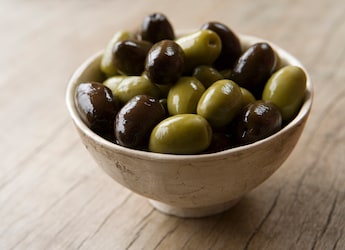 5 Healthy Reasons Why You Shouldn't Pick Olives Out Of Your Pasta, Pizza 5 Healthy Reasons Why You Shouldn't Pick Olives Out Of Your Pasta, Pizza