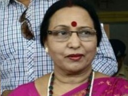 शारदा सिन्हा के बेटे से पीएम मोदी ने फोन पर की बात, बोले- संयम रखें छठी मैया सब ठीक करेंगी शारदा सिन्हा के बेटे से पीएम मोदी ने फोन पर की बात, बोले- संयम रखें छठी मैया सब ठीक करेंगी