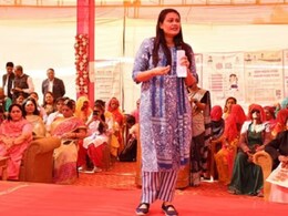 बाड़मेर की महिलाओं को सशक्त बनाने की ओर डीएम टीना डाबी,  'मरू उड़ान' से मिलेगा बड़ा फायदा