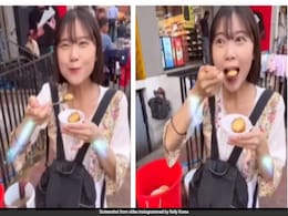 Video Shows Korean Woman Eating Gulab Jamun For The First Time, Her Reaction Goes Viral Video Shows Korean Woman Eating Gulab Jamun For The First Time, Her Reaction Goes Viral