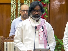 हेमंत सोरेन चौथी बार बने झारखंड के CM, शपथ लेते ही JPSC, JSSC और अन्य नौकरियों पर दे दी बड़ी खुशखबरी हेमंत सोरेन चौथी बार बने झारखंड के CM, शपथ लेते ही JPSC, JSSC और अन्य नौकरियों पर दे दी बड़ी खुशखबरी