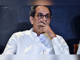 Konkan News: 'उद्धव ठाकरे कोकणात येतील तेव्हा कोंबडी-वडे, माशांची हॉटेल बंद ठेवा' कुणी दिले आदेश? Konkan News: 'उद्धव ठाकरे कोकणात येतील तेव्हा कोंबडी-वडे, माशांची हॉटेल बंद ठेवा' कुणी दिले आदेश?