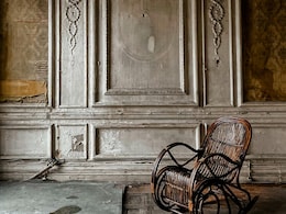 दिनभर की थकान दूर कर देंगी Flipkart की ये Rocking Chairs, 73% डिस्‍काउंट पर मिल रहा है इन्‍हें खरीदने का मौका