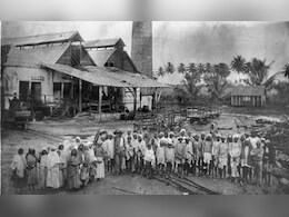 बिहार : फिजी से पांच पीढ़ी बाद बक्सर लौटे वंशज, परिजन हुए भावुक