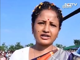 झारखंड चुनाव में कल्पना सोरेन को सभा करने से रोका गया? वीडियो जारी कर बीजेपी पर ये कहा... झारखंड चुनाव में कल्पना सोरेन को सभा करने से रोका गया? वीडियो जारी कर बीजेपी पर ये कहा...