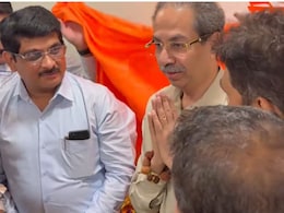 निकालाआधी भाजपला दे धक्का! उद्धव ठाकरेंची माहिमधील खेळी उघड; बडा नेता फोडला निकालाआधी भाजपला दे धक्का! उद्धव ठाकरेंची माहिमधील खेळी उघड; बडा नेता फोडला