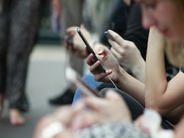 Australia Passes Landmark Order Banning Social Media For Under-16s Australia Passes Landmark Order Banning Social Media For Under-16s
